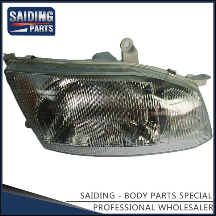 Cars Headlight for Toyota Hiace Klh12L Body Parts 81110-26103