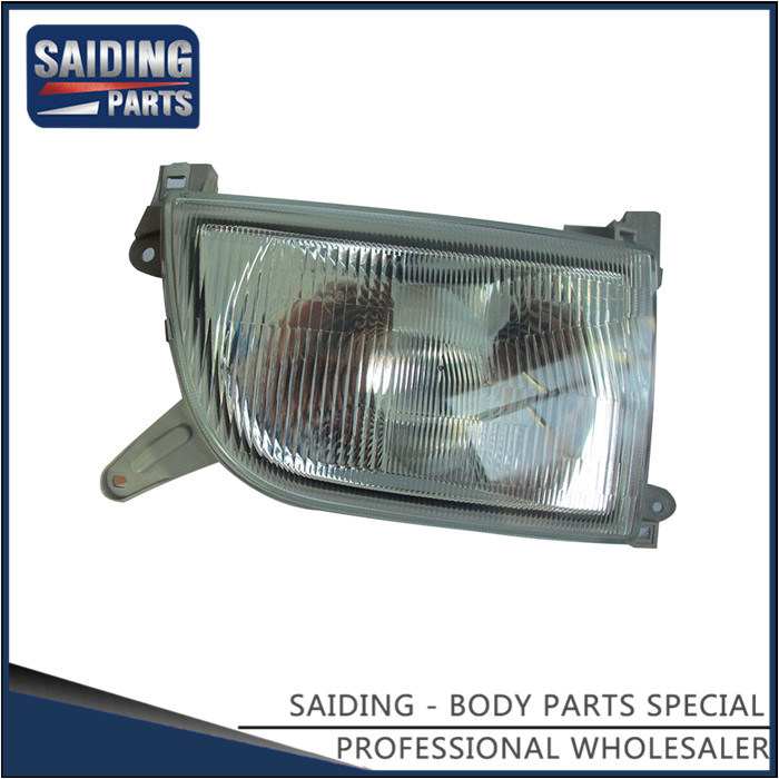 Spare Parts Headlight for Toyota Hiace Lh162 Body Parts 81110-26061