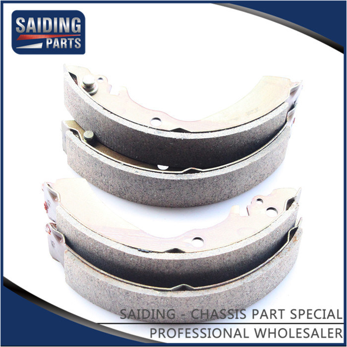 Automotive Brake System Drum Brake Shoes 04495-Bz050 for Car Parts