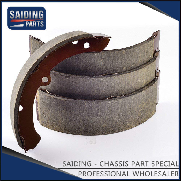 Professional Brake Shoe Set 04494-36160 for Dyna200