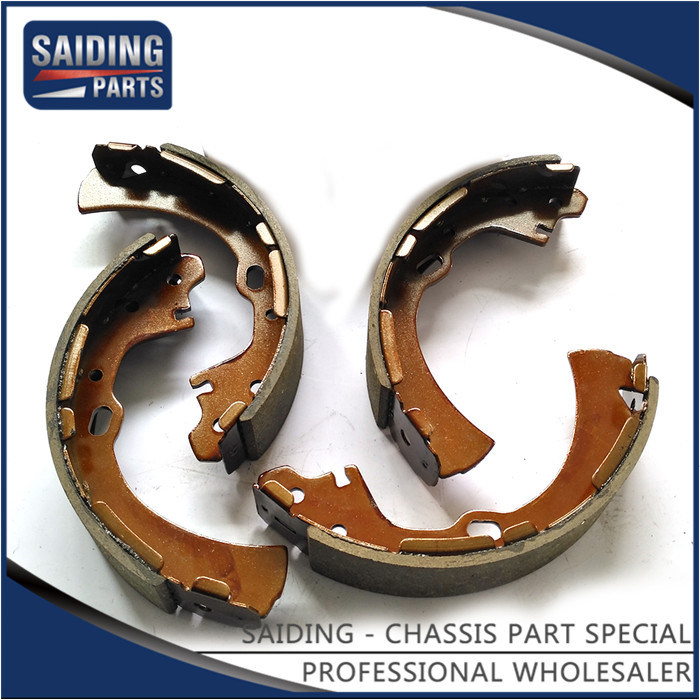 Popular Brake Shoes Car 44060-2s425 for Nissan Np300