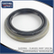 Auto Part Wheel Bearing Oil Seal for Toyota Land Cruiser with OEM 90316-69001