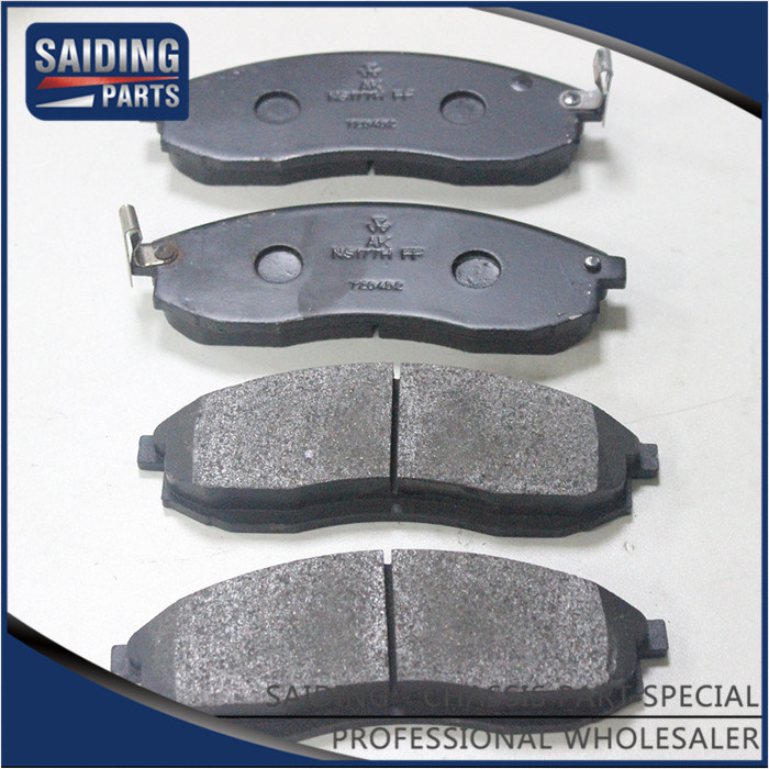 K74t K62t Auto Parts Disc Brake Set Brake Pads for Mitsubishi L200 OE Number Mr527550